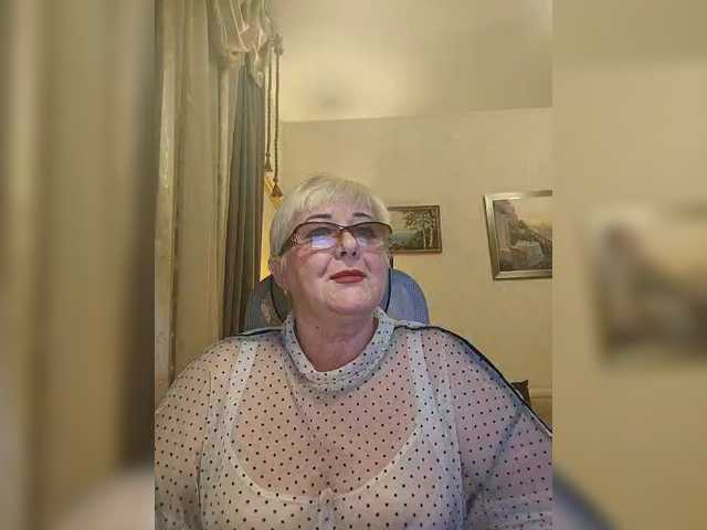 Karinkasweet live cam