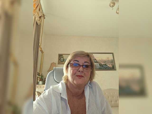 KarinkaSweet live cam