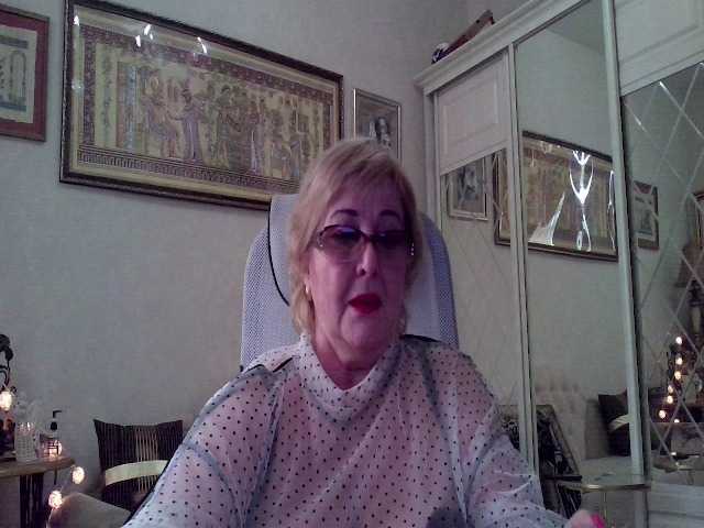 go to chat with KarinkaSweet