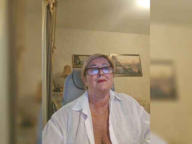 KarinkaSweet live cam