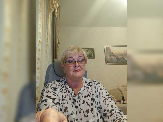 KarinkaSweet live webcam show