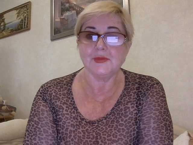 KarinkaSweet live cam preview