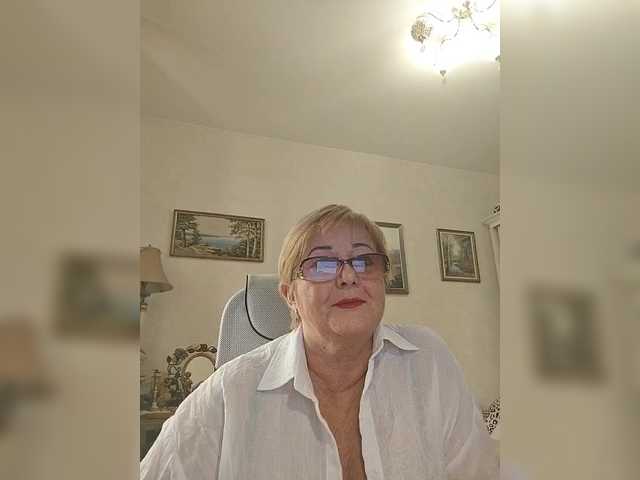 KarinkaSweet live cam