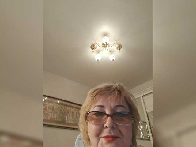 KarinkaSweet live cam