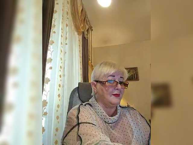 KarinkaSweet live cam on BongaCams