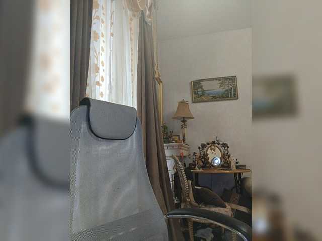 KarinkaSweet live cam on BongaCams