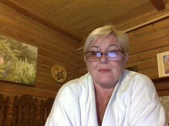 KarinkaSweet live webcam show