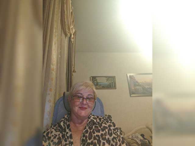 KarinkaSweet live webcam show