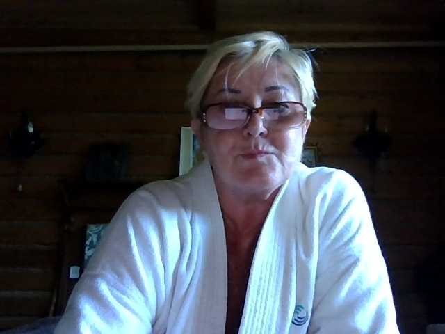 KarinkaSweet live cam on BongaCams