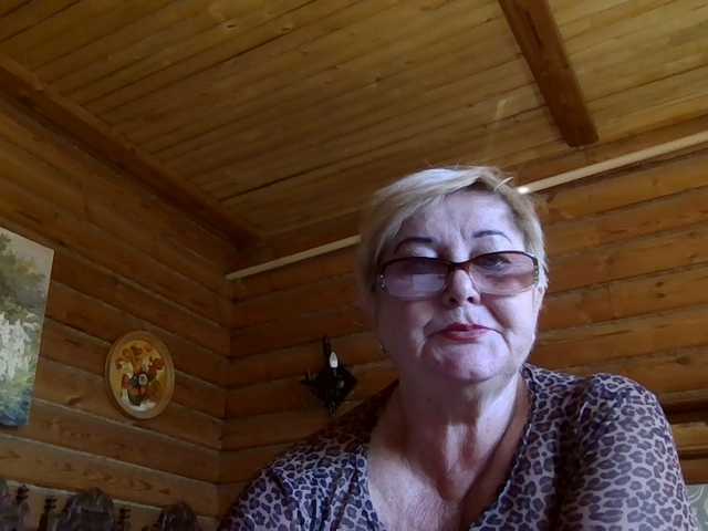 KarinkaSweet live cam preview