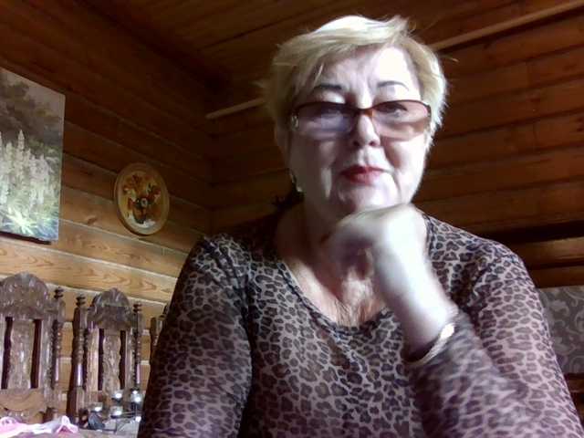 KarinkaSweet live cam preview