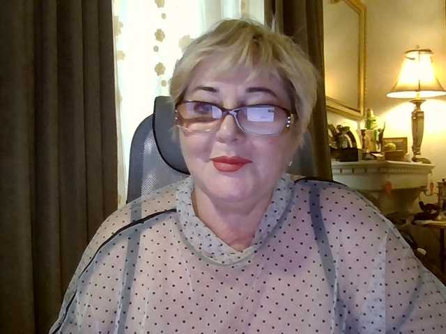 KarinkaSweet, en vivo ahora en BongaCams