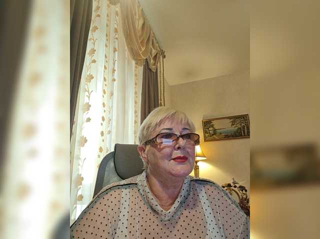 Karinkasweet live cam
