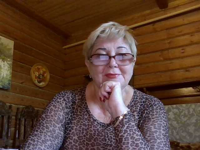 KarinkaSweet live cam on BongaCams