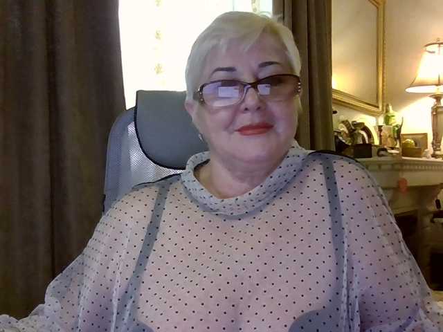 KarinkaSweet in webcam