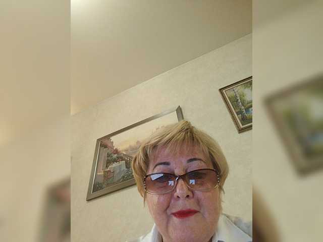 KarinkaSweet Live Cam on BongaCams