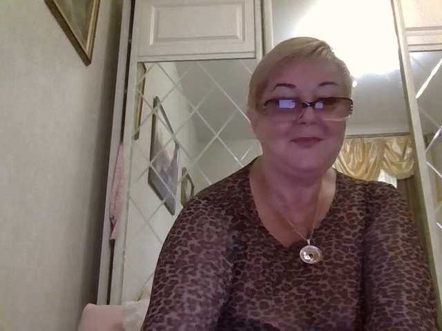 KarinkaSweet live cam on BongaCams