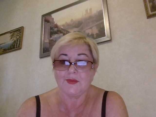 KarinkaSweet live cam preview