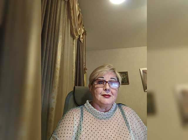 KarinkaSweet, live now on BongaCams