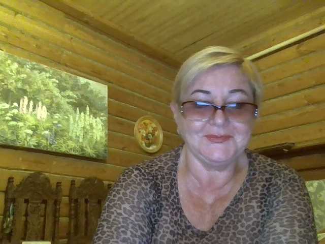 KarinkaSweet live cam preview