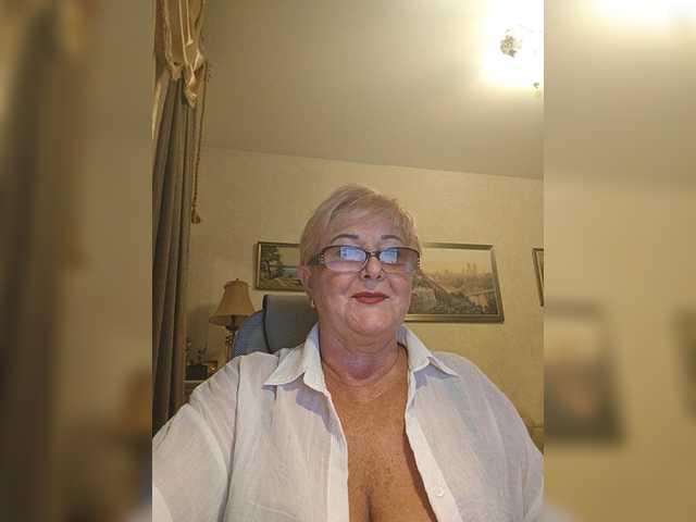 karinkasweet live sex show