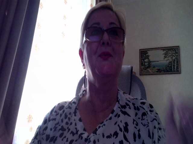 KarinkaSweet live webcam show