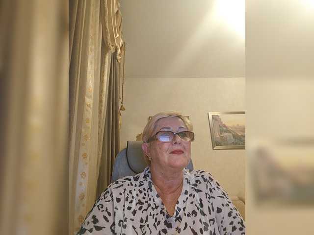 KarinkaSweet live webcam show