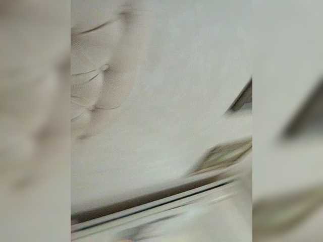 KarinkaSweet live cam preview