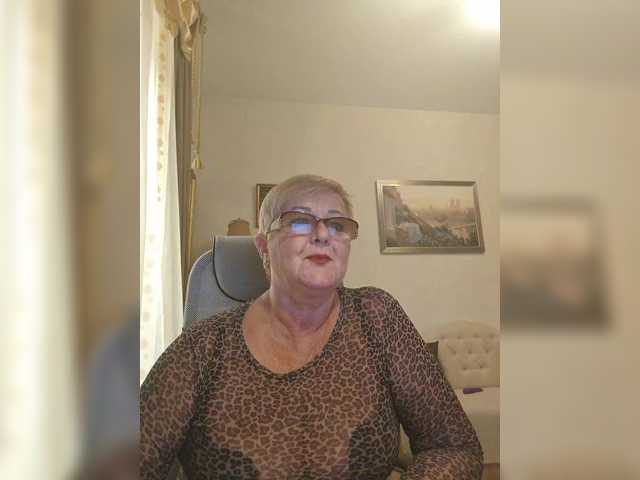 le modèle KarinkaSweet est en webcam porno dans un show sur le site bongacams, il possède les tags suivants: White/Caucasian,Blonde,Trimmed