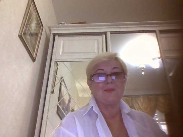 KarinkaSweet live cam on BongaCams