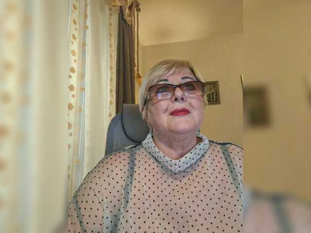 KarinkaSweet, en vivo ahora en BongaCams