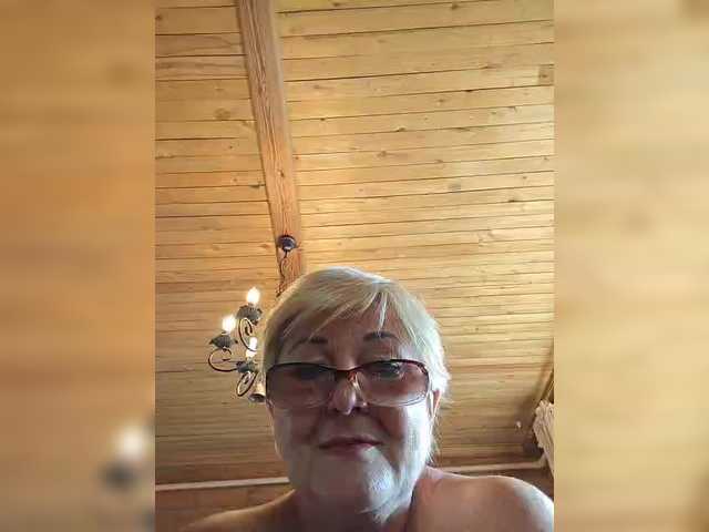 KarinkaSweet live webcam show