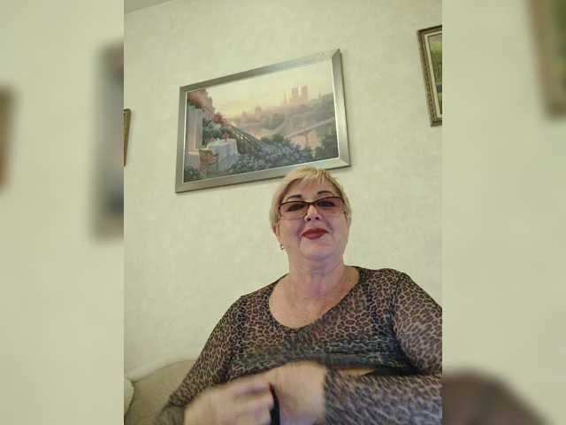 KarinkaSweet live cam preview