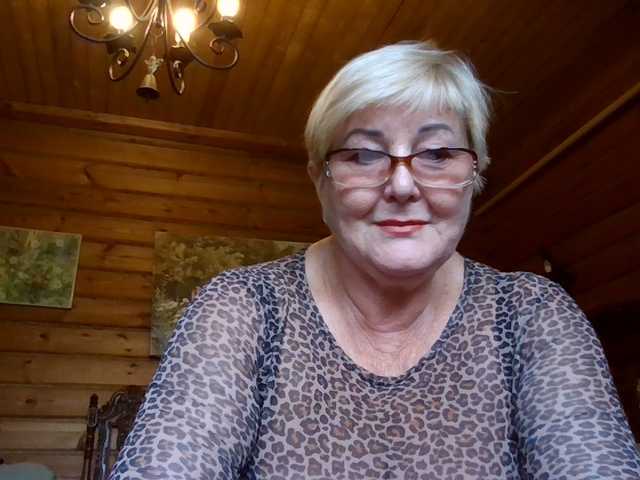 KarinkaSweet live cam preview