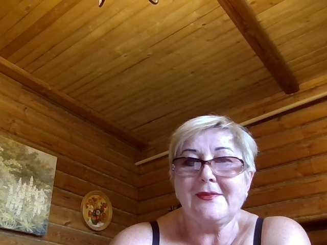 KarinkaSweet live cam preview