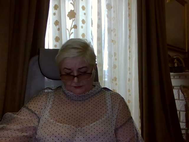 KarinkaSweet live cam on BongaCams