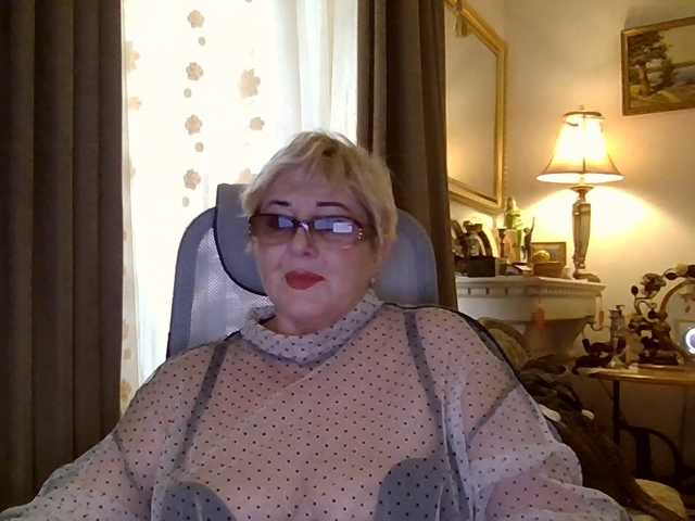 KarinkaSweet, en vivo ahora en BongaCams