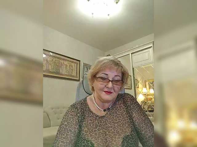 KarinkaSweet live cam