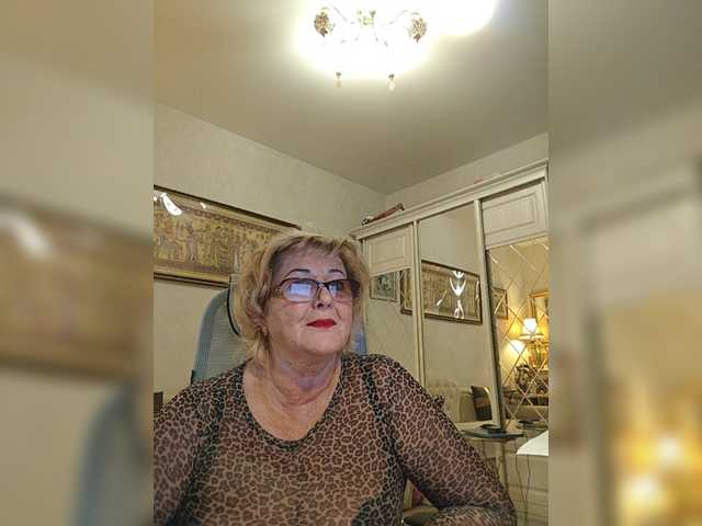 KarinkaSweet webcam