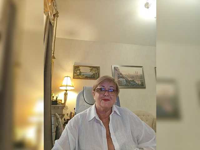 KarinkaSweet live cam