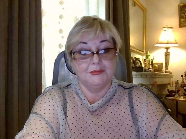 KarinkaSweet, en vivo ahora en BongaCams