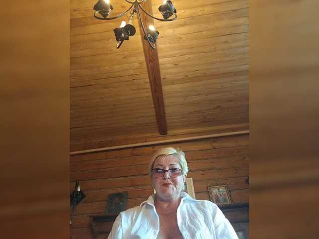 KarinkaSweet live webcam show