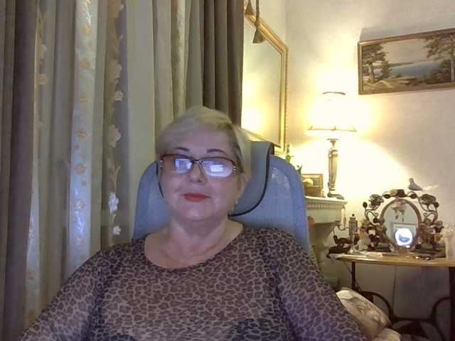 KarinkaSweet live cam preview