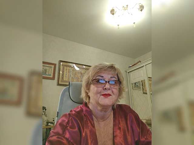 KarinkaSweet webcam