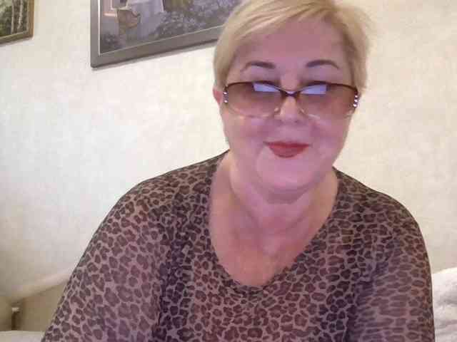 KarinkaSweet webcam