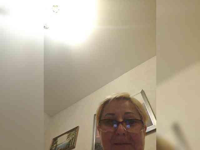 KarinkaSweet webcam