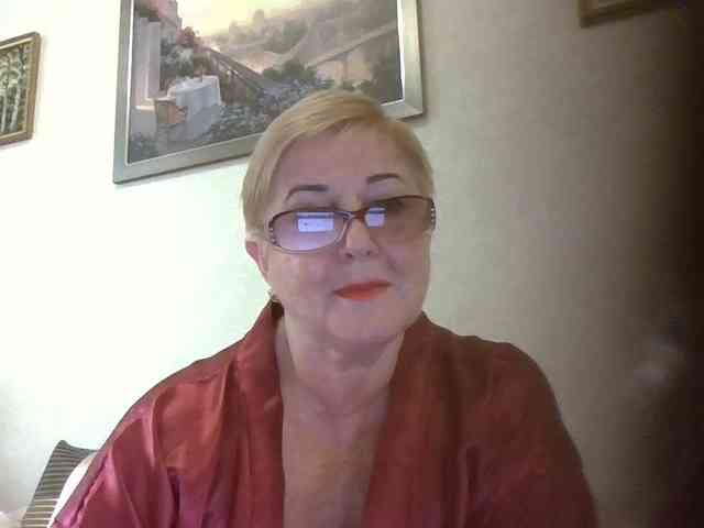 KarinkaSweet webcam