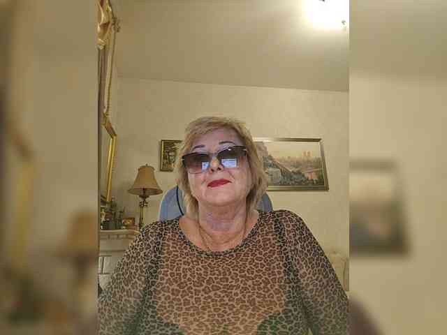 KarinkaSweet webcam