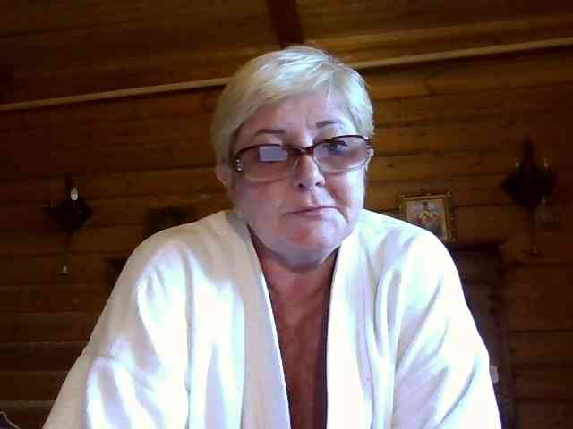 KarinkaSweet webcam