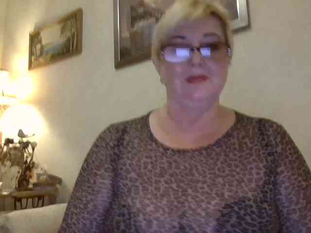 KarinkaSweet webcam